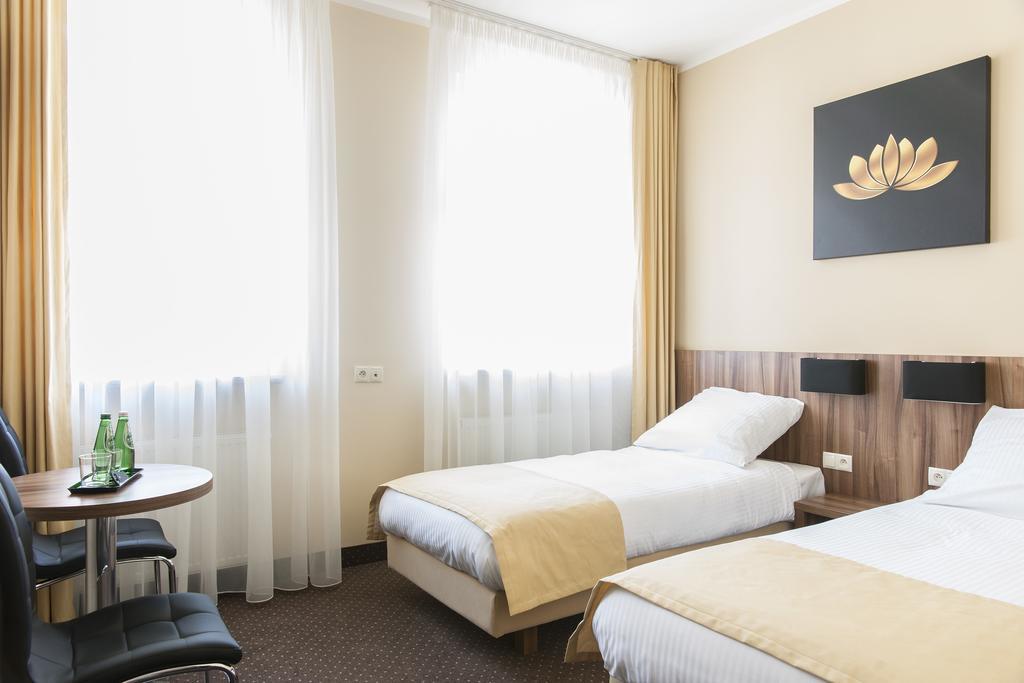 Mandala Hostel & Apartments Познань Номер фото